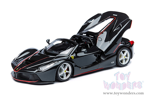 BBurago Ferrari Race & Play - Ferrari F70 Aperta (1/24 scale diecast model car, Black) 18-26022BK