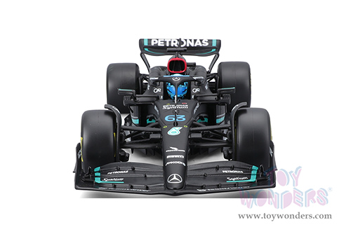 Bburago Formula Racing - Mercedes AMG Petronas F1 Team #63 George Russell with Driver Formula One F1 W14 E Performance (2023) (1/24 scale diecast model car, Black) 18-28028/63A