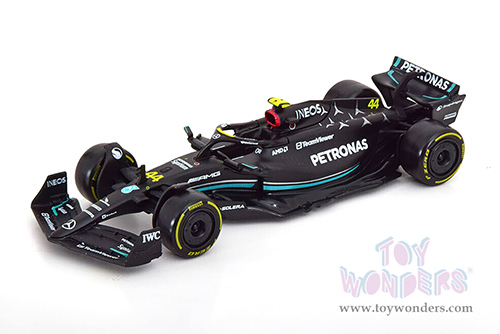 Bburago Formula Racing - Mercedes AMG Petronas F1 Team #44 Lewis Hamilton Formula One F1 W14 E Performance (2023) (1/43 scale diecast model car, Black) 18-38080/44