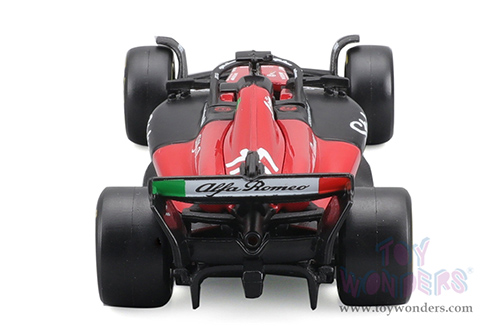 Bburago Formula Racing - Alfa Romeo F1 Team Stake C43 #77 Valtteri Bottas with Driver Formula One F1 Bahrain GP (2023) (1/43 scale diecast model car, Red/Black) 18-38086/77