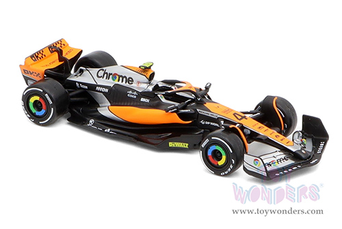 Bburago Formula Racing - McLaren F1 Team #4 Lando Norris Formula One F1 British GP (2023) (1/43 scale diecast model car, Black/Orange/Silver) 18-38087/4