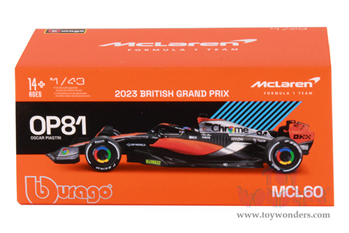 Bburago Formula Racing - McLaren F1 Team #81 Oscar Piastri with Driver Formula One F1 British GP (2023) (1/43 scale diecast model car, Black/Orange/Silver) 18-38088/81