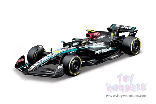 Bburago Formula Racing - Mercedes AMG Petronas F1 Team #44 Lewis Hamilton with Driver Formula One F1 W15 E Performance (2024) (1/43 scale diecast model car, Black) 18-38209/44