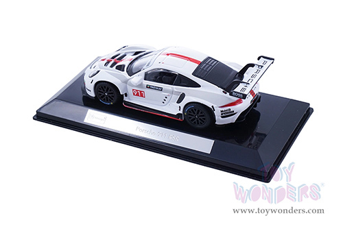 BBurago Race - Porsche 911 RSR (2019, 1/43 scale diecast model car, White) 18-38302