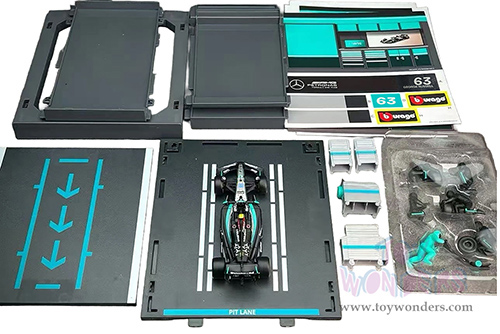 Bburago Formula Racing - Mercedes AMG Petronas F1 Team #63 George Russell F1 W15 Diorama Playset (1/43 scale diecast model car, Black/Silver/Green) 18-38452/63