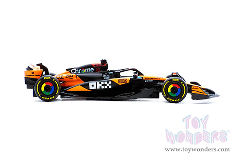 BBurago Formula Racing - McLaren MCL39 #81 Oscar Piastri Formula One F1 Australian GP (2025) (1/64 scale diecast model car, Black/Orange) 18-58001/81