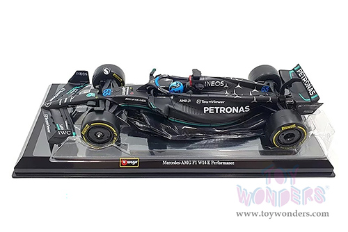 Bburago Formula Racing - Formula One F1 Assorted Racing Cars with Driver (1/24 scale diecast model car, Asstd.) 18-60060