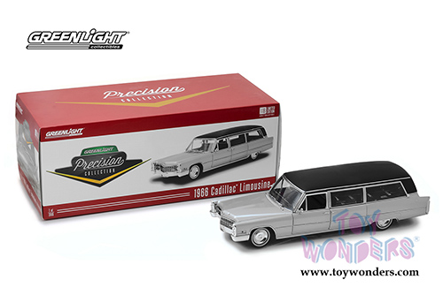 Greenlight Precision Collection - Cadillac S&S Limousine Hardtop (1966, 1/18 scale diecast model car, Silver/Black) 18005