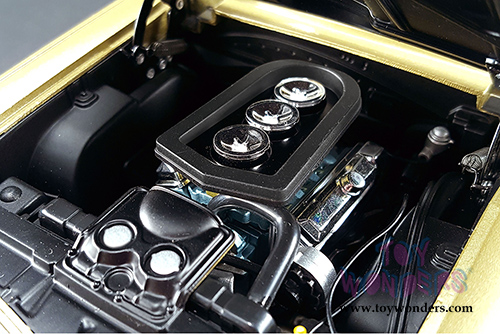 Acme - Ace Wilson's Royal Pontiac GTO Tiger Drag Car Hardtop (1966, 1/18 scale diecast model car, Tiger Gold) 1801206