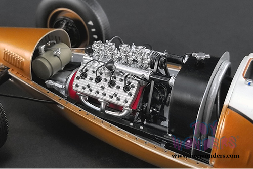 Acme - So-Cal Speed Shop Belly Tanker #555 (1/18 scale diecast model car, Gold/White) 1803004