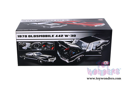Acme - Oldsmobile&reg; 442 W-30 Hardtop (1970, 1/18 scale diecast model car, Ebony Black) 1805609