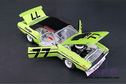 Acme | Sam Posey #77 Dodge Challenger Trans Am (1970, 1/18 scale diecast model car, Green) 1806001