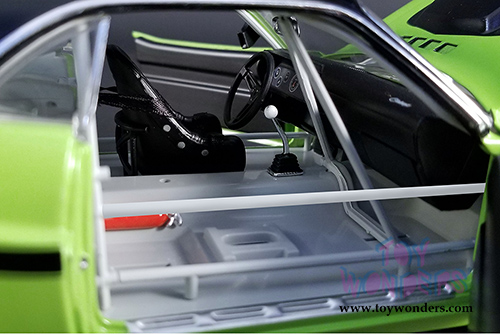Acme | Sam Posey #77 Dodge Challenger Trans Am (1970, 1/18 scale diecast model car, Green) 1806001