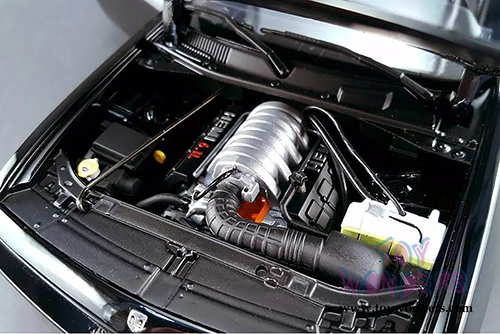 Acme - Texas Highway Patrol Dodge Challenger SRT8 (1/18 scale diecast model car, Black)  1806007