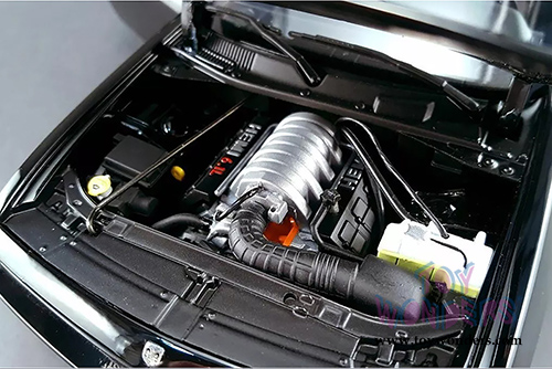 Acme - Texas Highway Patrol Dodge Challenger SRT8 Blackout (1/18 scale diecast model car, Black)  1806008