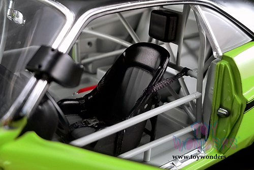 Acme | Sam Posey #76 Dodge Challenger Trans Am (1970, 1/18 scale diecast model car, Green) 1806009