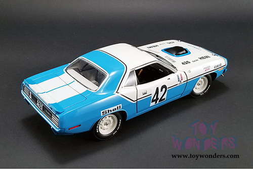 Acme - Plymouth Barracuda #42 Chrysler Of France Henri Chemin Hardtop (1970, 1/18 scale diecast model car, Lite Blue/White) 1806102