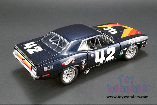 Acme - Plymouth Barracuda Trans Am #42 "Swede Savage" Hardtop (1970, 1/18 scale diecast model car, Dark Blue) 1806103