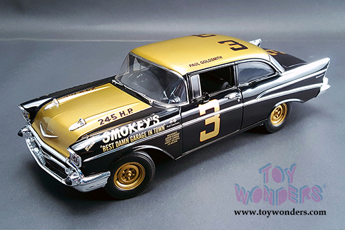 Acme - Smokey's #3 Chevy Daytona Tribute Car Hardtop (1957, 1/18 scale diecast model car, Black w/Yellow) 1807001