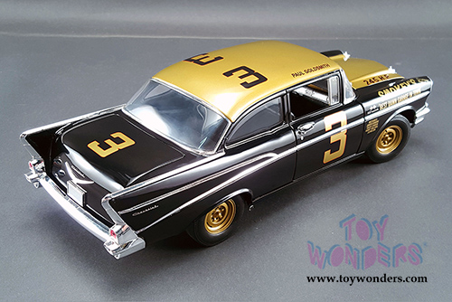 Acme - Smokey's #3 Chevy Daytona Tribute Car Hardtop (1957, 1/18 scale diecast model car, Black w/Yellow) 1807001