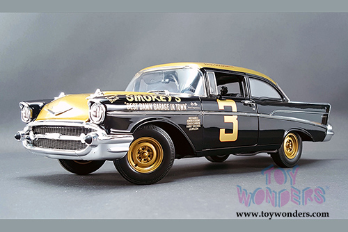 Acme - Smokey's #3 Chevy Daytona Tribute Car Hardtop (1957, 1/18 scale diecast model car, Black w/Yellow) 1807001