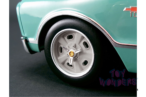 Acme - Chevrolet C-10 Holley Speed Shop Pickup Truck (1967, 1/18 scale diecast model car, Light Green) 1807204