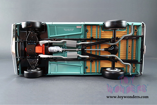 Acme - Chevrolet C-10 Holley Speed Shop Pickup Truck (1967, 1/18 scale diecast model car, Light Green) 1807204