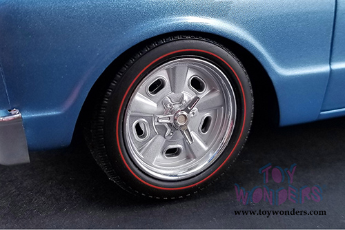 Acme - Chevrolet C-10 Nickey Chevrolet Custom Shop Pickup Truck (1967, 1/18 scale diecast model car, Marina Blue) 1807205