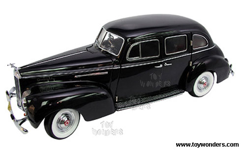 Signature Models - Packard Hard Top (1938, 1/18 scale diecast model car, Black) 18133