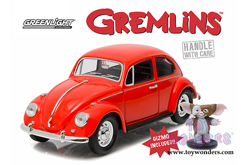 Greenlight Hollywood - Gremlins Volkswagen Beetle Hard Top with Gizmo figure (1967, 1/24 scale diecast model car, Red) 18231