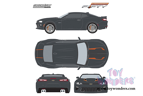 Greenlight - Chevrolet&reg; Camaro&reg; SS&trade; 50th Anniversary Edition Hard Top (2017, 1/24 scale diecast model car, Black) 18234