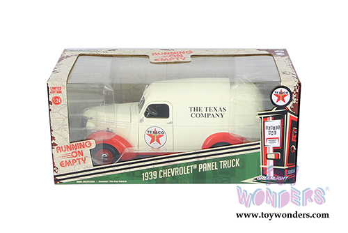 Greenlight - Running on Empty | Texaco Oil Chevrolet&reg; Panel Truck (1939, 1/24 scale diecast model car, Cream/Red) 18238