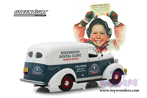 18249 Greenlight 1953 Norman Rockwell Chevrolet Panel Truck model diecast car