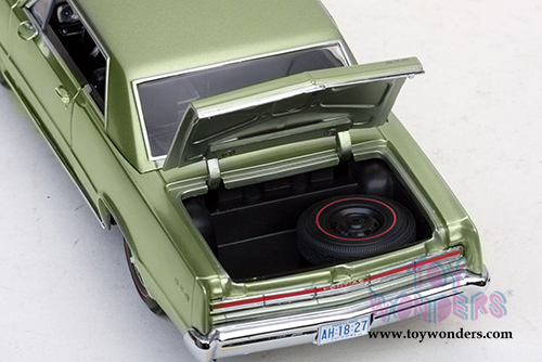 Sun Star USA - Pontiac GTO Hardtop (1964, 1/18 scale diecast model car, Pinehurst Green) 1827GN