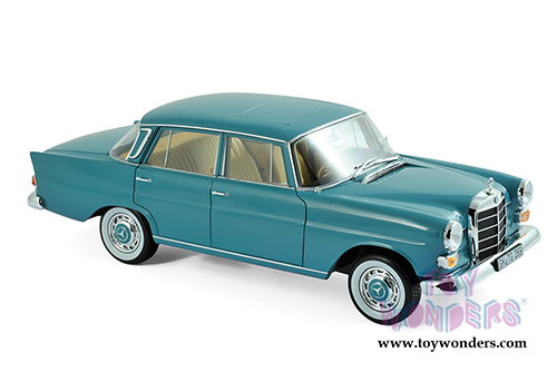 Norev - Mercedes-Benz 200 Hardtop (1966, 1/18 scale diecast model car, Green) 183577