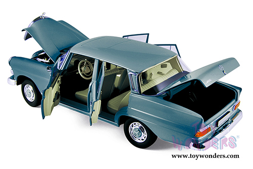 Norev - Mercedes-Benz 200 Hardtop (1966, 1/18 scale diecast model car, Green) 183577