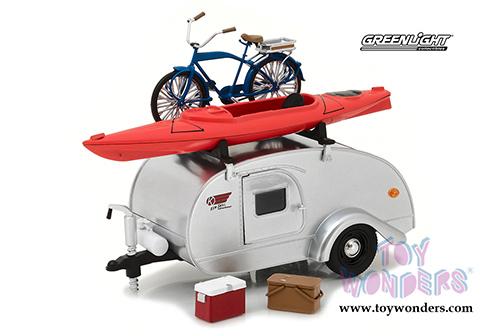 Greenlight - Hitch & Tow Trailers Series 2 | Ken Skill Tear Drop Trailer with Accessories (1947, 1/24 scale diecast model car, Silver) 18420A/12