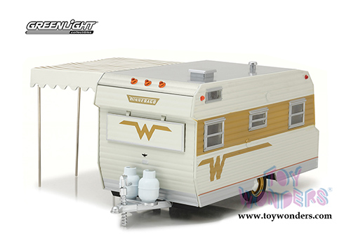 Greenlight - Hitch & Tow Trailers Series 2 | Winnebago 216 Trailer (1964, 1/24 scale diecast model car, White w/Gold) 18420B/12