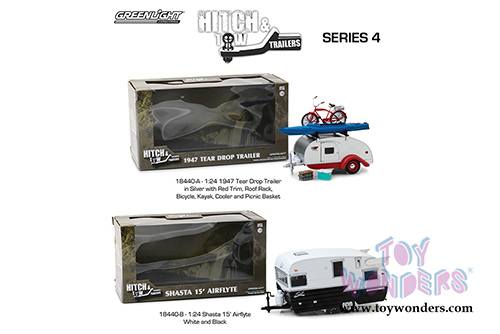 Greenlight - Hitch & Tow Trailers Series 4 | Shasta 15 ft. Airflyte Camper Trailer (1/24 scale diecast model car, Black/White) 18440B/12