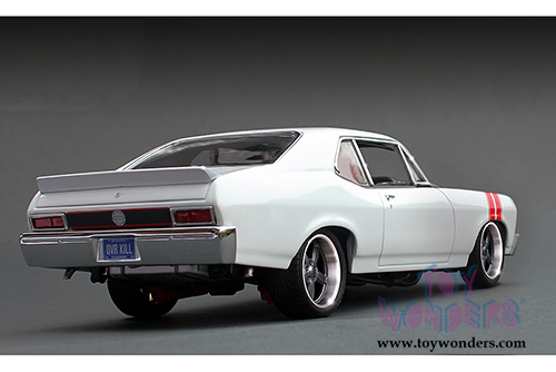 GMP - Street Fighter Overkill Chevy Nova Hard Top (1970, 1/18 scale diecast model car, Alpine White/Black/Red) 18811