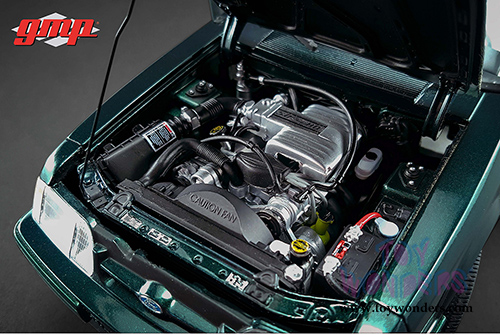 GMP - Ford Mustang 5.0L LX Convertible 7-UP edition (1990, 1/18 scale diecast model car, Emerald Green) 18815