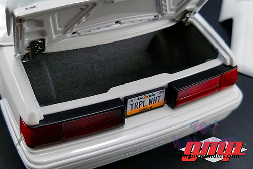 18824 Greenlight GMP 1993 Ford Mustang LX 5.0L Convertible model diecast car