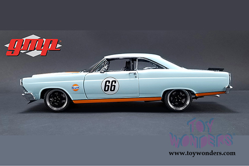 GMP - Ford Fairlane #66 Gulf Oil Street Fighter Hardtop (1967, 1/18 scale diecast model car, Blue w/Orange) 18858