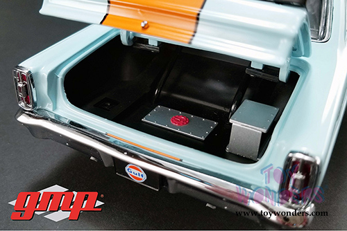 GMP - Ford Fairlane #66 Gulf Oil Street Fighter Hardtop (1967, 1/18 scale diecast model car, Blue w/Orange) 18858