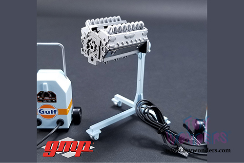 GMP - Gulf Oil Shop Tool Set 1 (1:18 Scale, Light Blue/Orange) 18872