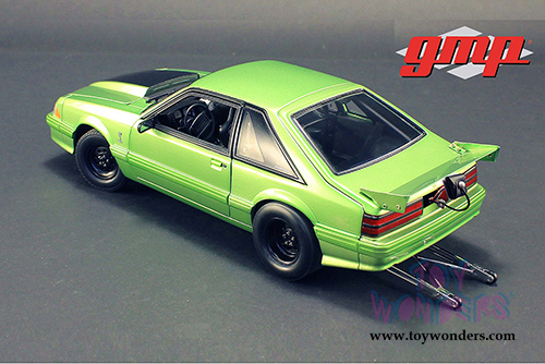 GMP - 1320 Drag Kings | Ford Mustang Cobra King Snake Hard Top (1993, 1/18 scale diecast model car, Nitro Green) 18888