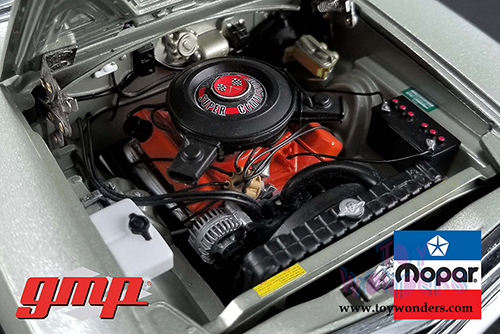 GMP - Plymouth GTX Hardtop (1970, 1/18 scale diecast model car, Silver/Black) 18895