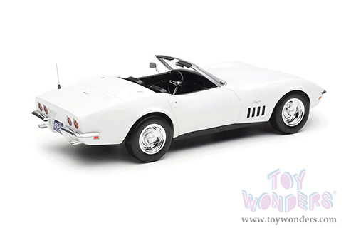 Norev - Chevrolet® Corvette Convertible (1969, 1/18 scale diecast model car, White) 189038