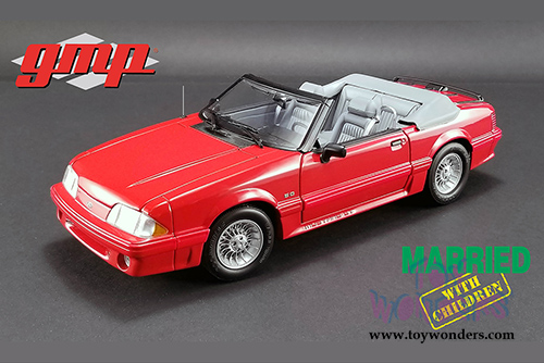 GMP - Ford Mustang 5.0 Convertible Red "Married with Children" (1987-1997) TV Series (1988, 1/18 scale diecast model car, Red) 18904