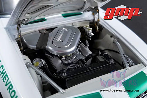 GMP - Chevrolet&reg; Trans Am Camaro&reg; Z28 #7 Allan Green Chevrolet&reg; Hardtop (1967, 1/18 scale diecast model car, White/Green) 18909